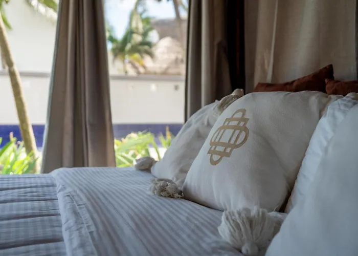 6br Exclusive Beachfront W/ Pool In Tulum