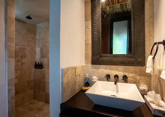 6br Exclusive Beachfront W/ Pool In Tulum Villa *