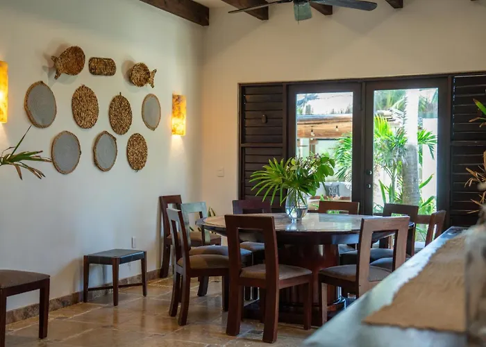 Villa 6br Exclusive Beachfront W/ Pool In Tulum