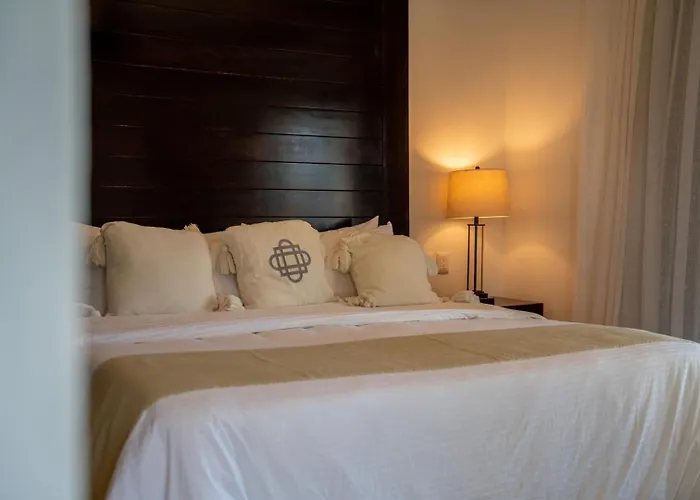6br Exclusive Beachfront W/ Pool In Tulum Villa Balcheil