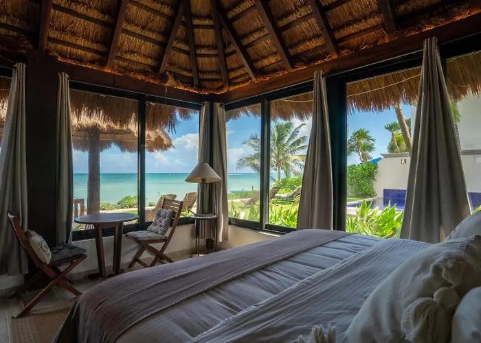 Villa 6br Exclusive Beachfront W/ Pool In Tulum