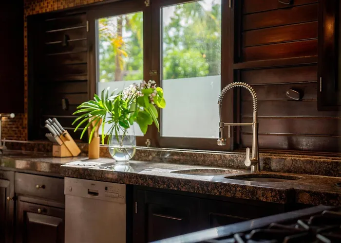 6br Exclusive Beachfront W/ Pool In Tulum Villa
