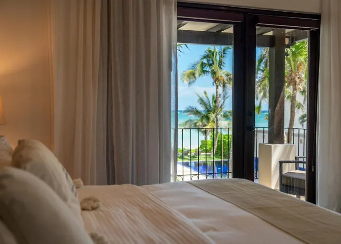 Villa 6br Exclusive Beachfront W/ Pool In Tulum