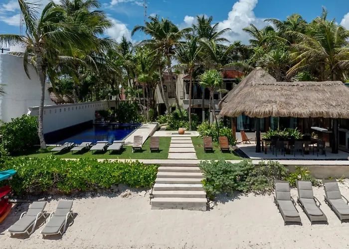 6br Exclusive Beachfront W/ Pool In Tulum Balcheil