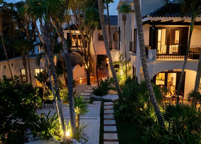 6br Exclusive Beachfront W/ Pool In Tulum *