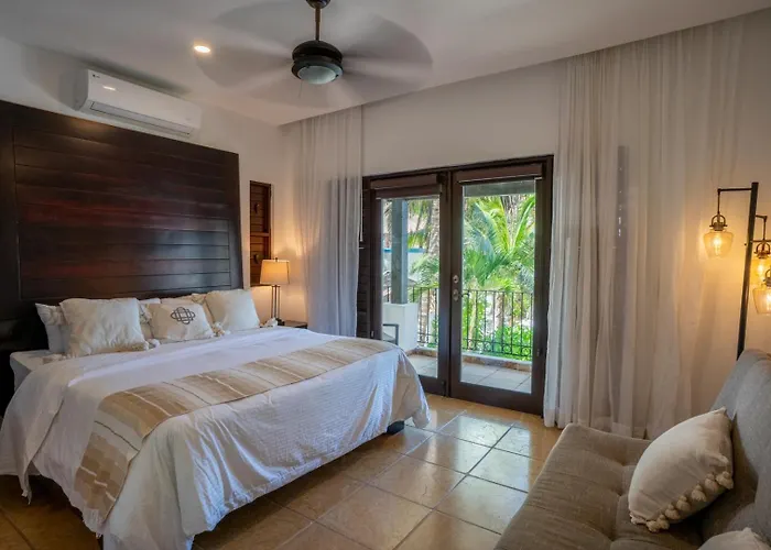 6br Exclusive Beachfront W/ Pool In Tulum *