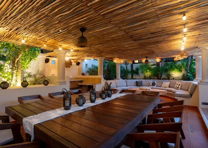 6br Exclusive Beachfront W/ Pool In Tulum Villa