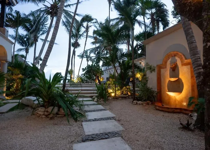 6br Exclusive Beachfront W/ Pool In Tulum