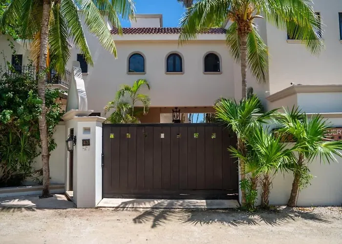 Villa 6br Exclusive Beachfront W/ Pool In Tulum Balcheil