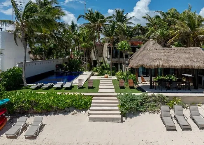 Villa 6br Exclusive Beachfront W/ Pool In Tulum Balcheil